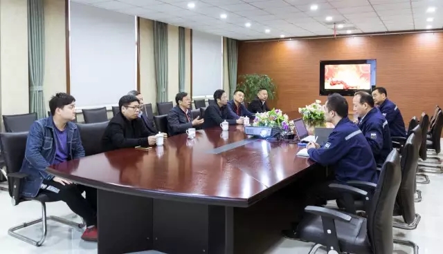 市人大執法檢查組來我司檢查《職業病防治法》的貫徹執行情況